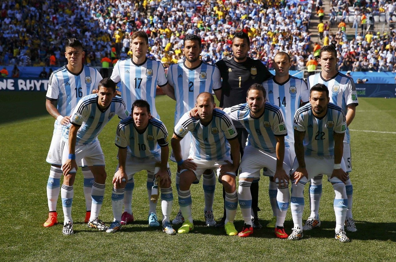 恰恰掩盖了 恰恰掩盖了